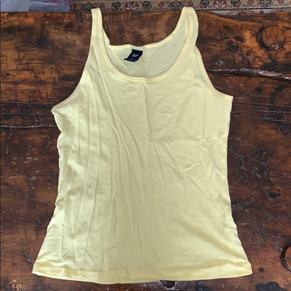 gap tank top